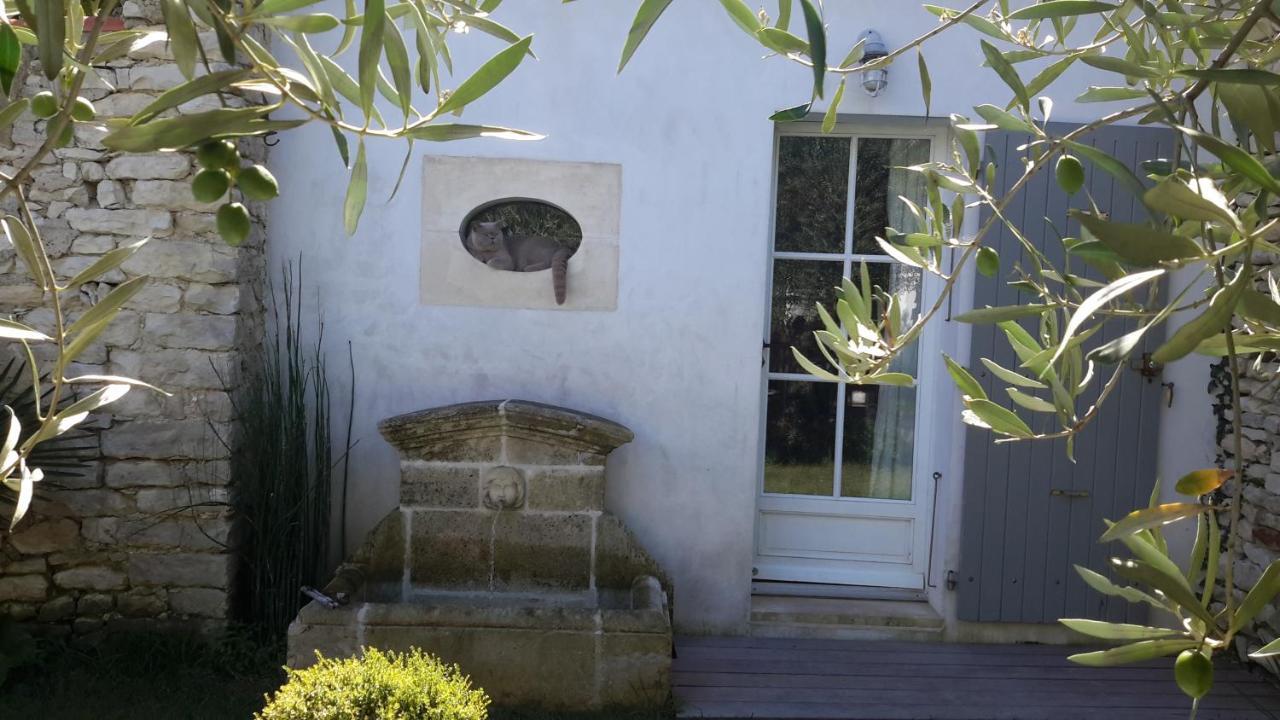 Bed and Breakfast Les Jardins De Clerjotte Saint-Martin-de-Ré Exterior foto